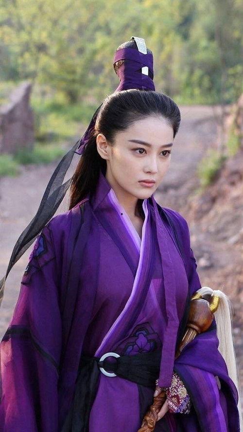 张馨予鹿鼎记照片,古装美人演绎金庸经典